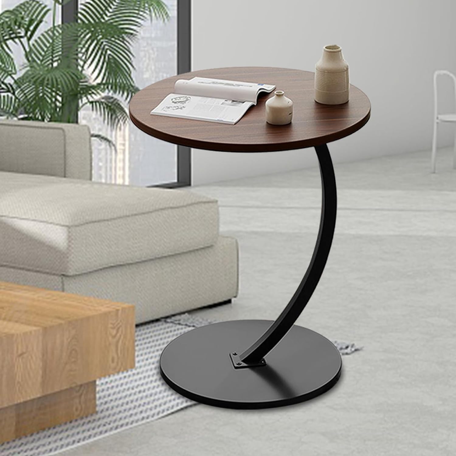 Modern Round Side Table – Stylish & Space-Saving Accent Table
